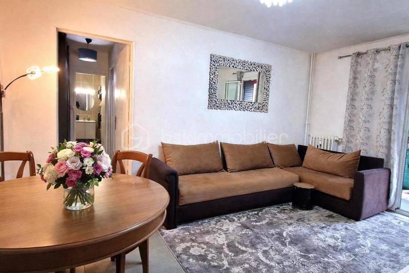 Appartement - 57 m² - 3 pièces