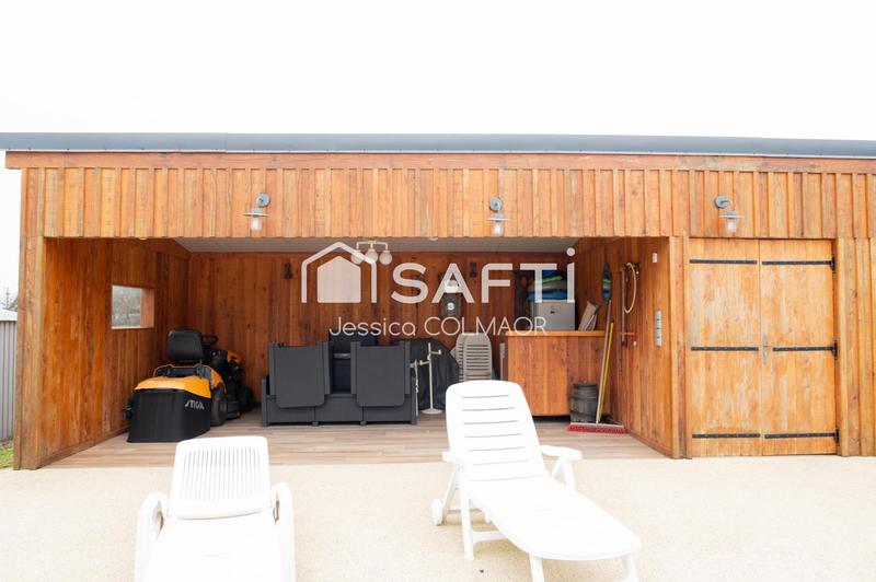 Villa - 222 m² - 6 pièces