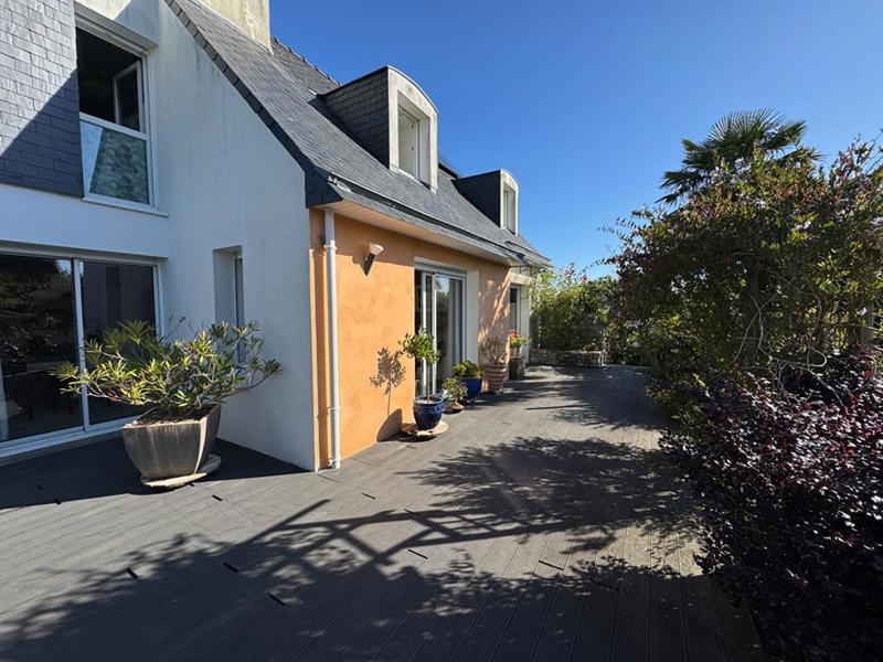 Maison - 138 m² - 5 pièces