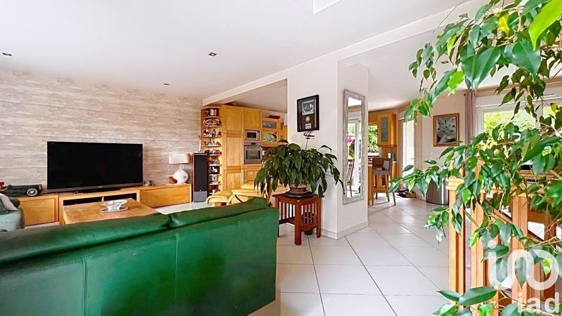 Maison - 172 m² - 7 pièces