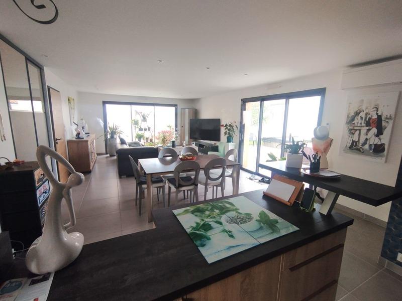 Maison - 112 m² - 6 pièces