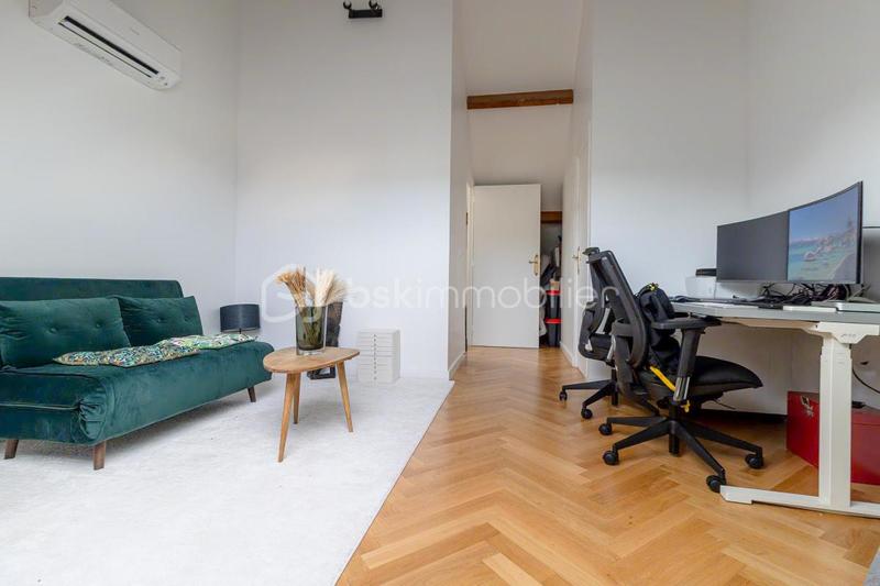 Maison - 160 m² - 5 pièces