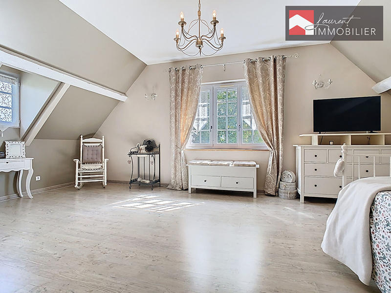 Maison - 291 m² - 6 pièces