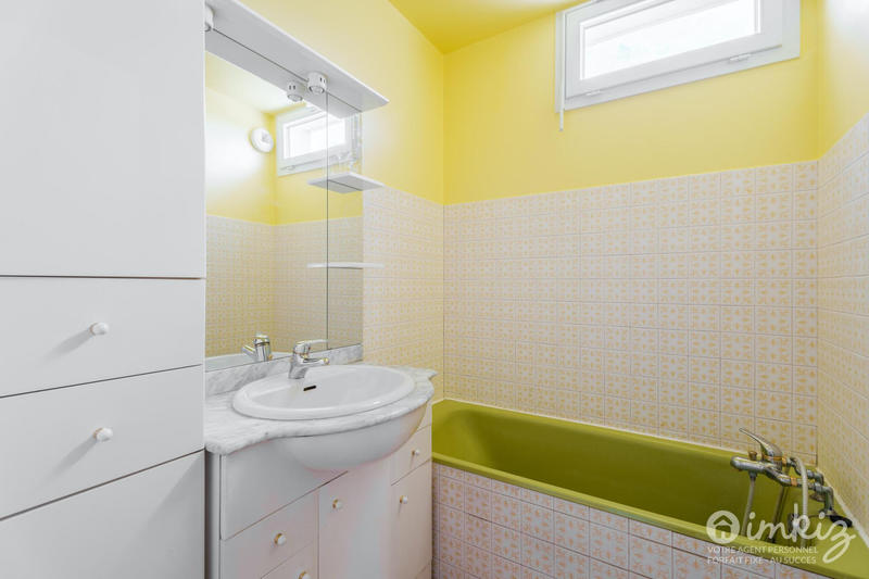 Appartement - 82 m² - 3 pièces