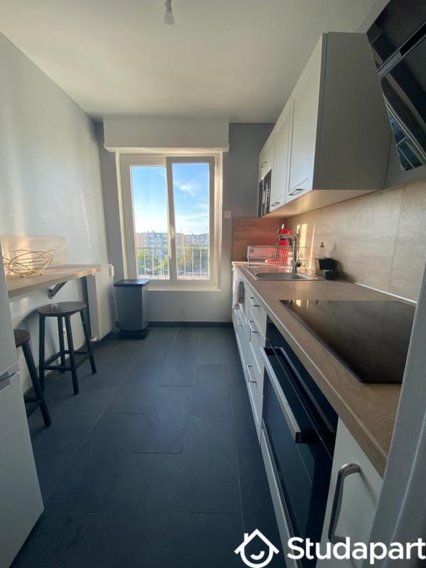 Chambre - 13 m² - 1 pièce