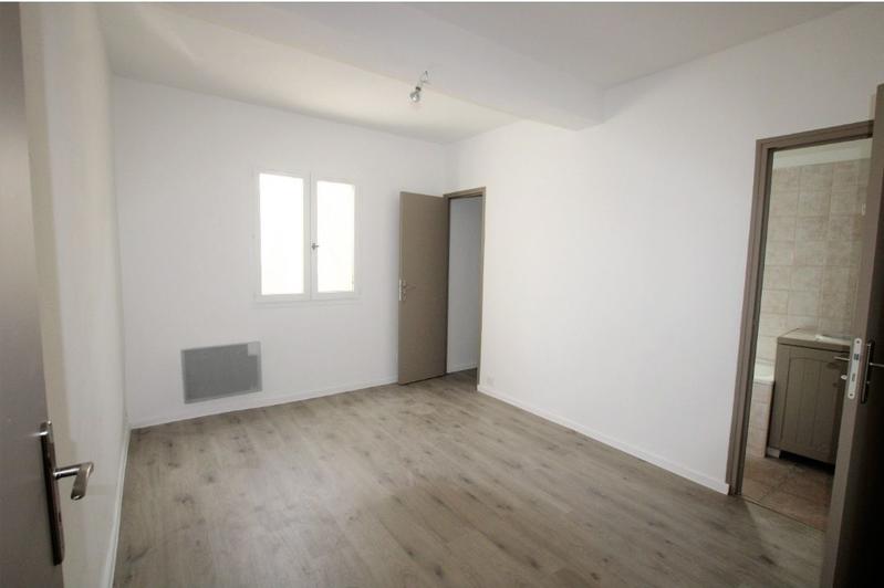 Immeuble - 69 m² - 3 pièces