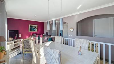 Maison - 101 m² - 5 pièces