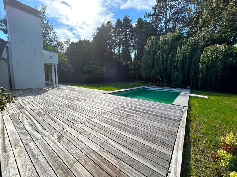 Maison - 180 m² - 6 pièces