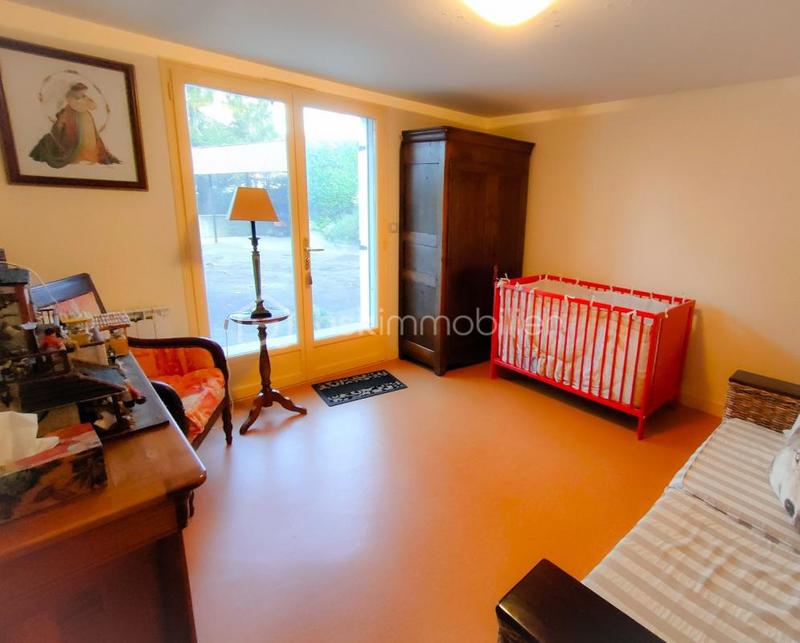 Propriété - 167 m² - 7 pièces