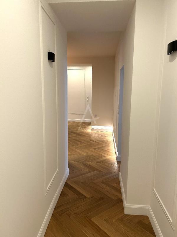 Appartement - 237 m² - 5 pièces