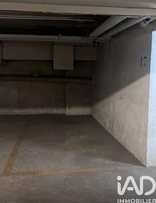 Parking - 10 m²