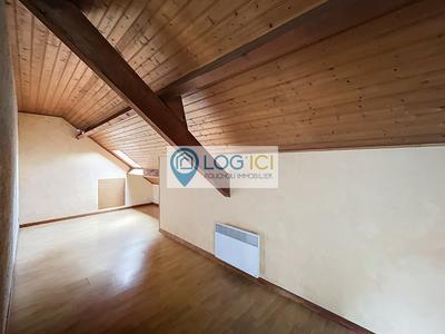 Maison - 216 m² - 10 pièces