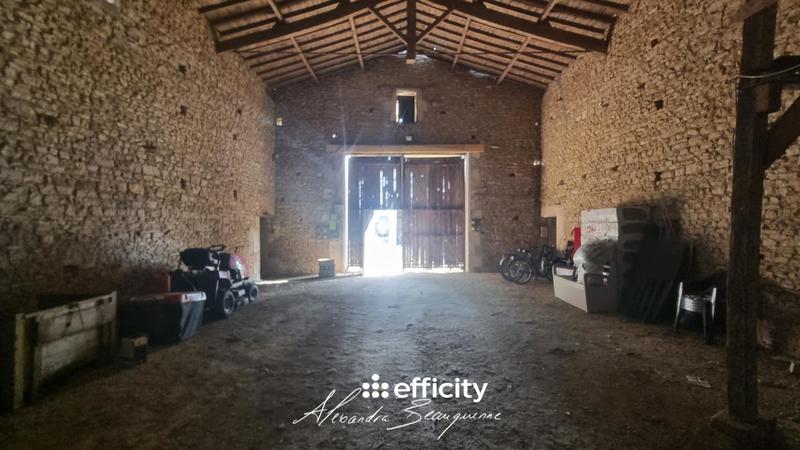 Maison - 207 m² - 5 pièces