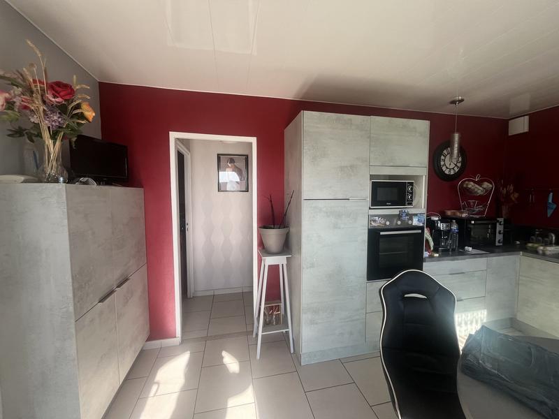 Maison - 96 m² - 6 pièces