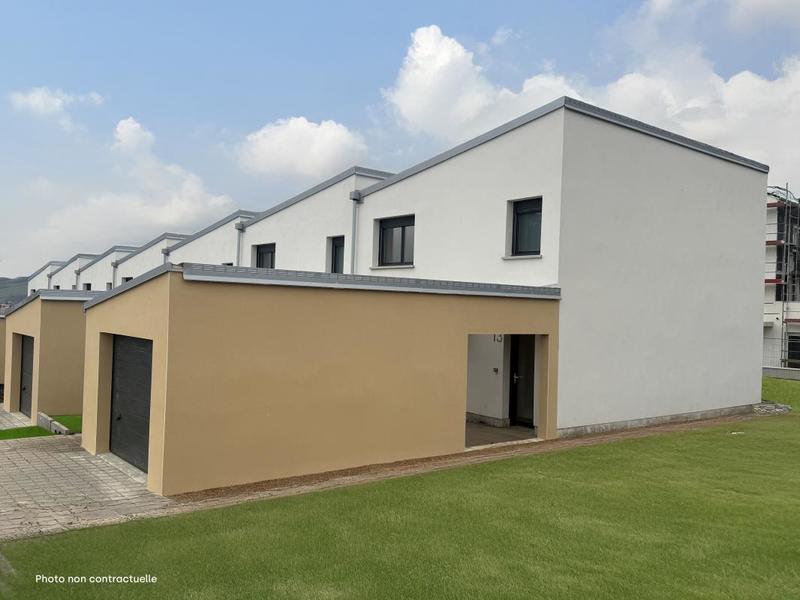 Maison - 99 m² - 5 pièces