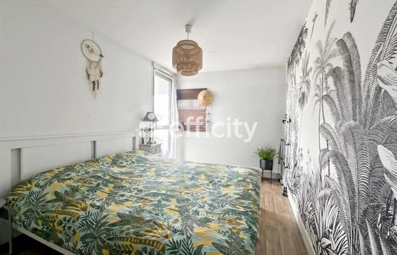 Appartement - 90 m² - 4 pièces