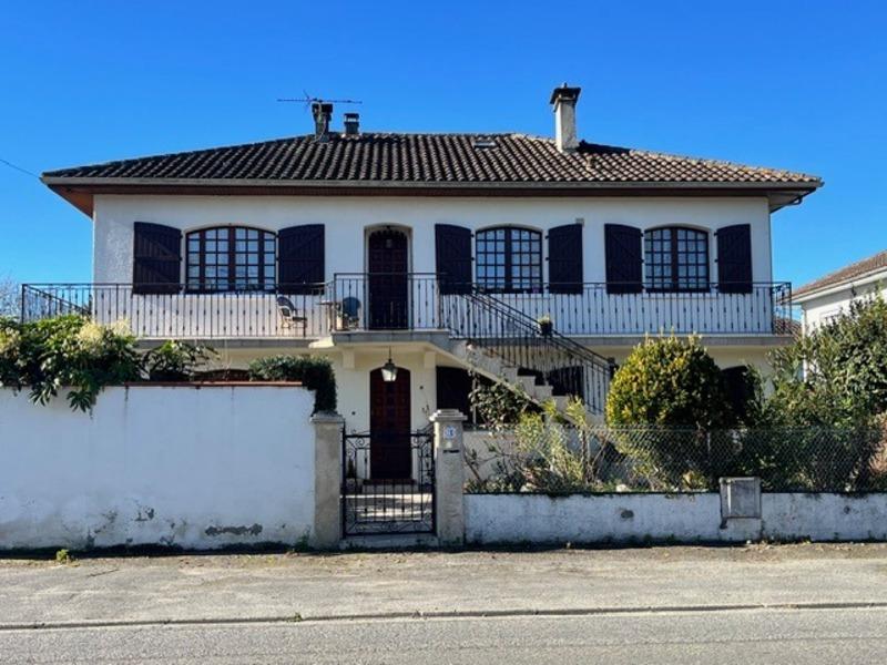 Maison - 180 m² - 6 pièces