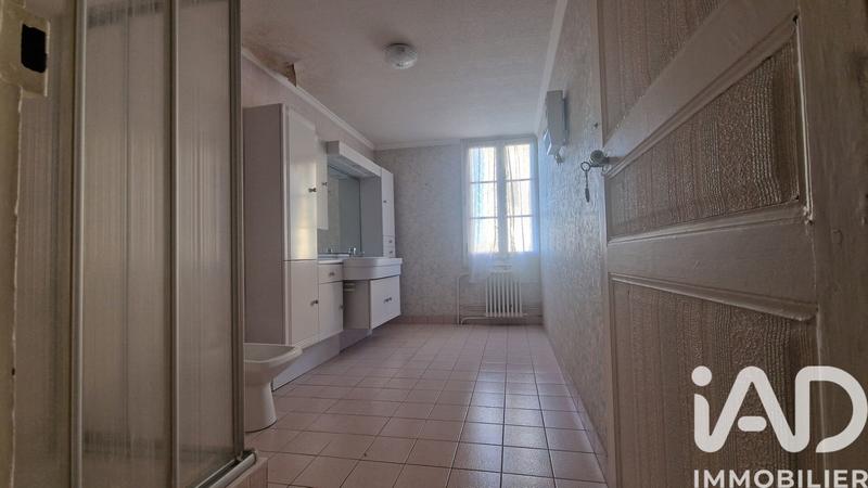 Maison - 226 m² - 8 pièces