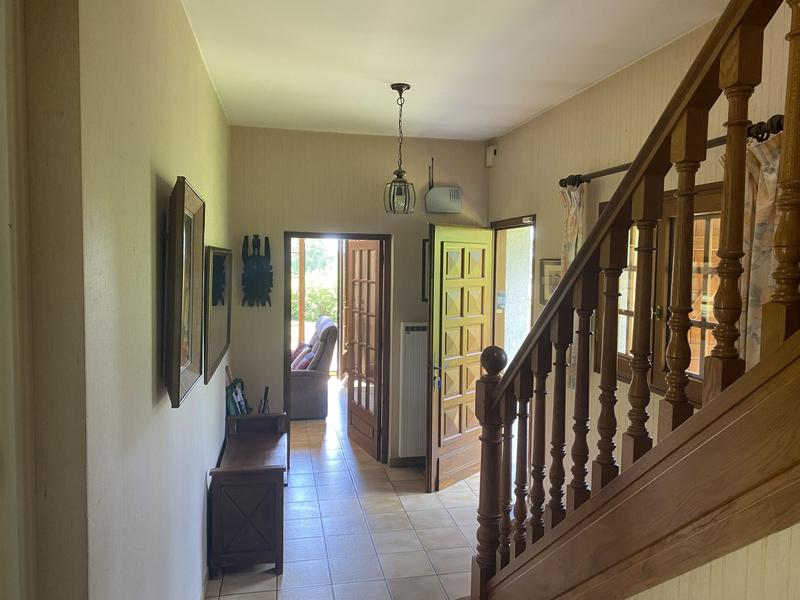 Maison traditionnelle - 147 m² - 7 pièces