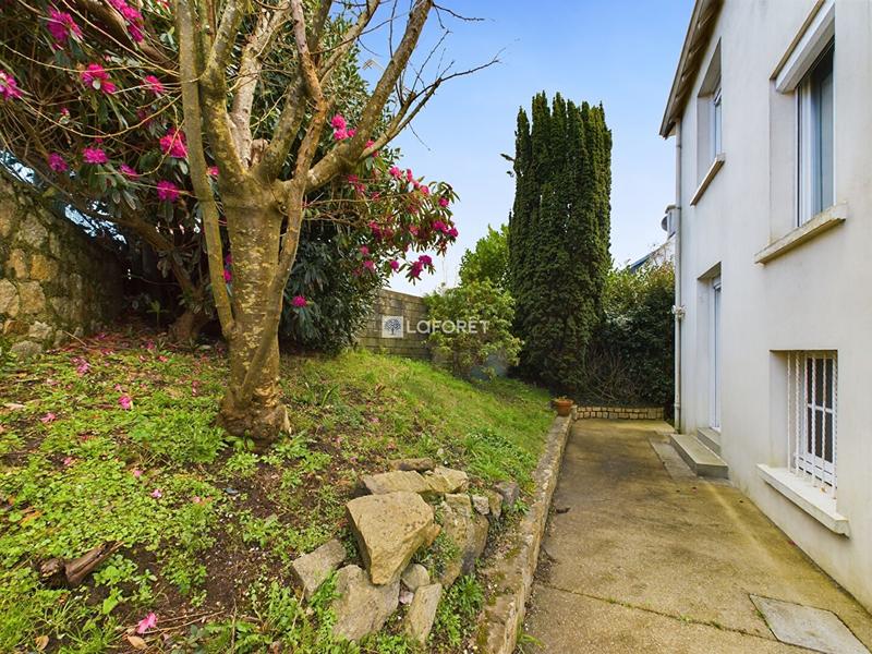 Maison - 128 m² - 7 pièces