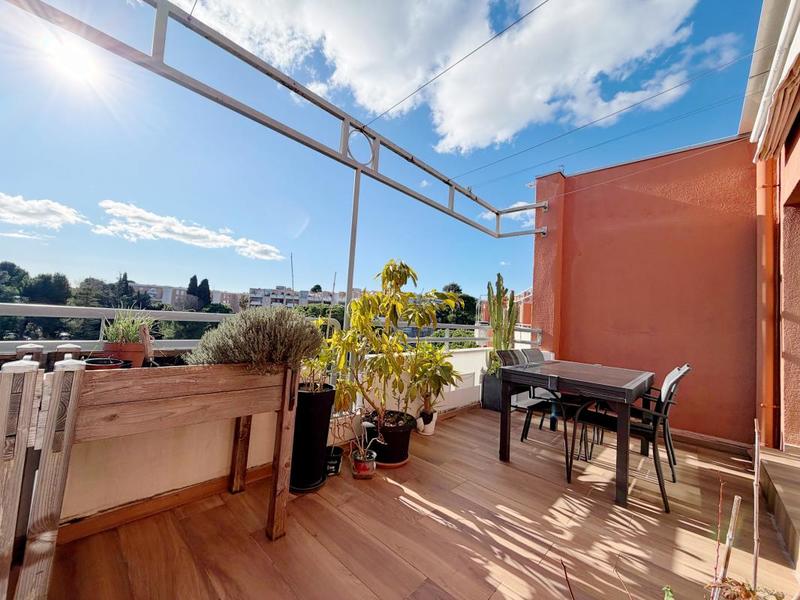 Appartement - 106 m² - 4 pièces