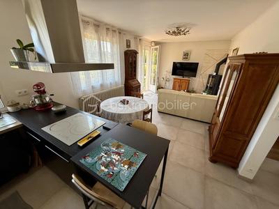 Maison - 85 m² - 3 pièces