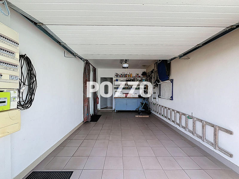 Maison - 95 m² - 5 pièces