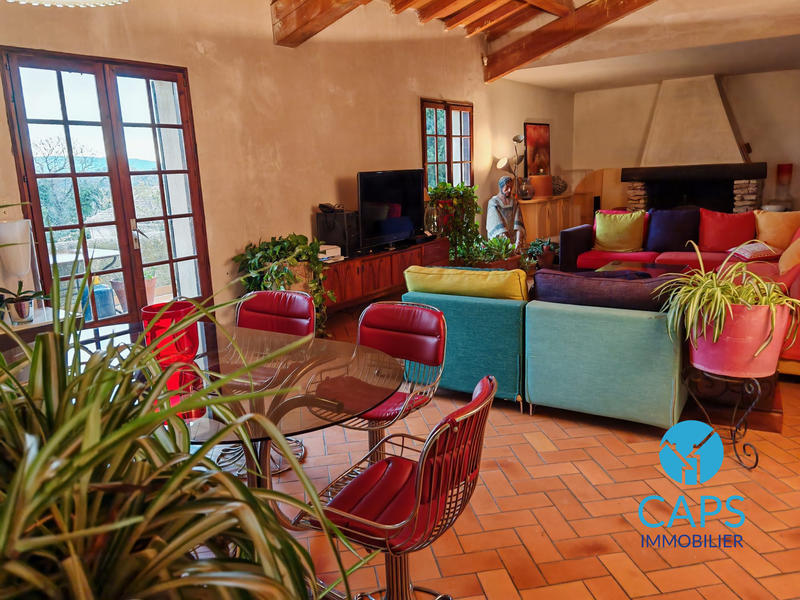 Maison - 135 m² - 5 pièces