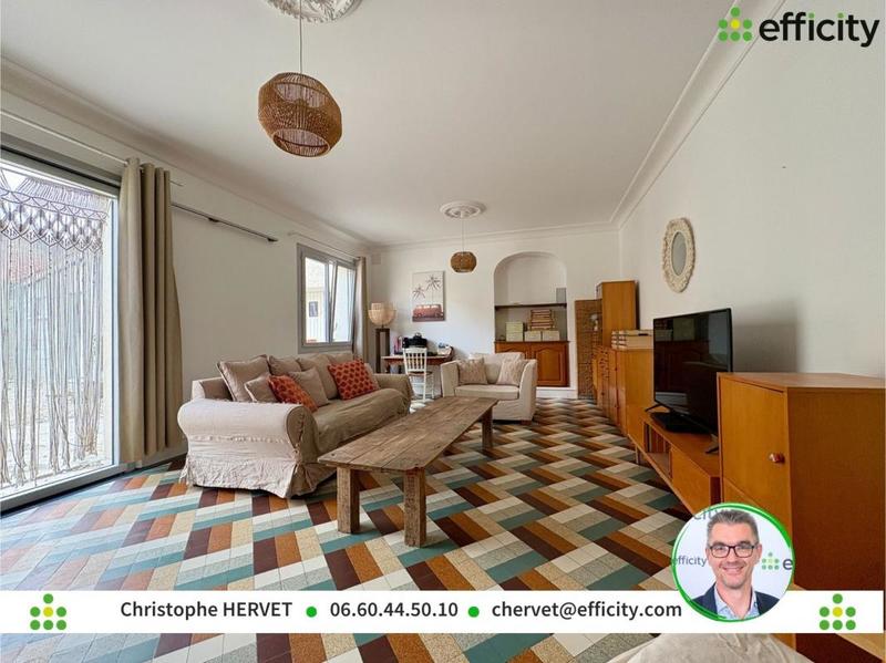 Maison - 197 m² - 6 pièces