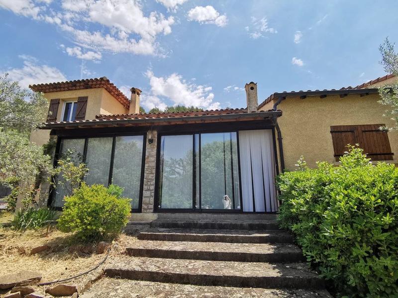 Maison - 140 m² - 7 pièces