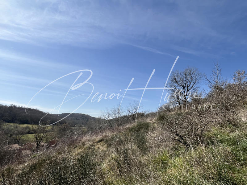 Terrain constructible - 3 525 m²