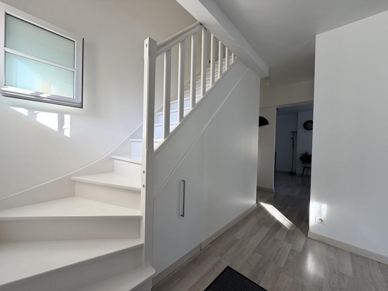 Maison - 97 m² - 5 pièces