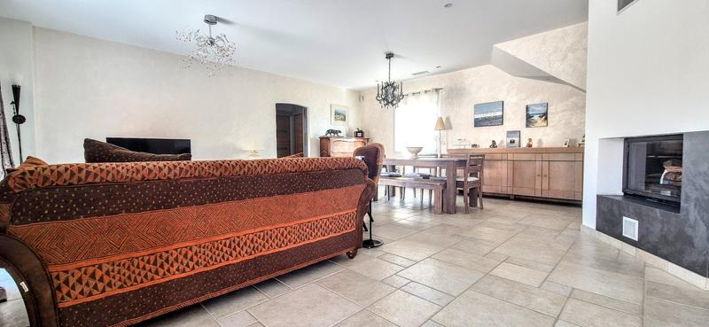 Maison - 188 m² - 7 pièces