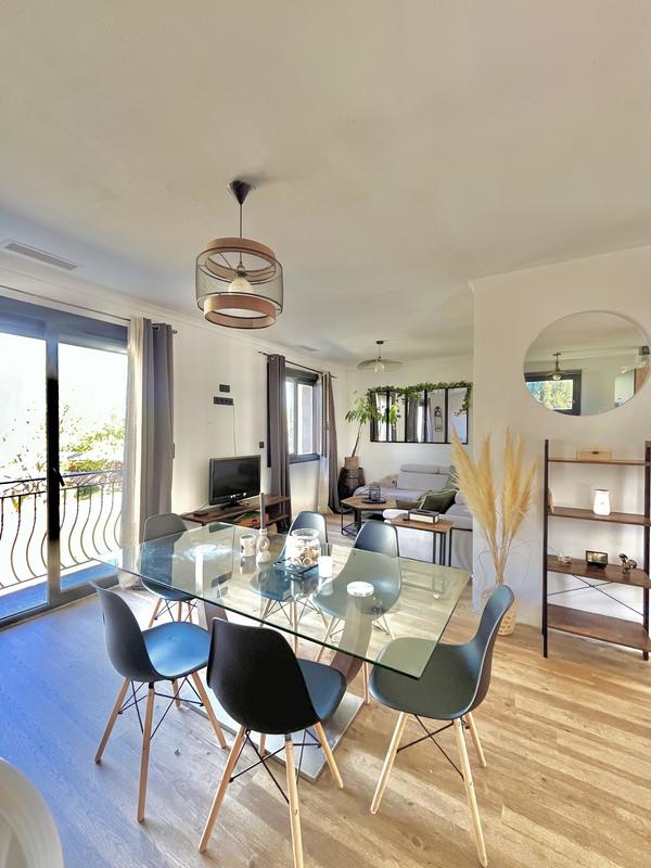 Maison - 117 m² - 5 pièces