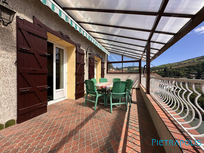 Maison - 180 m² - 5 pièces