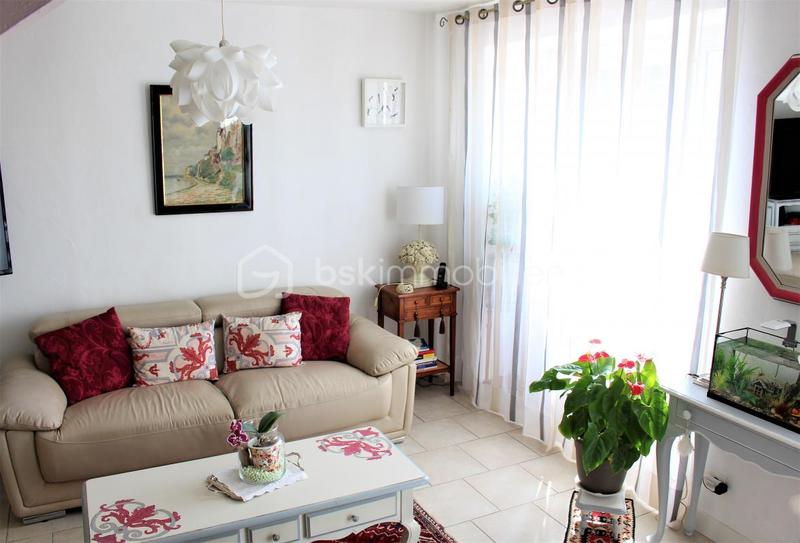 Maison - 168 m² - 8 pièces