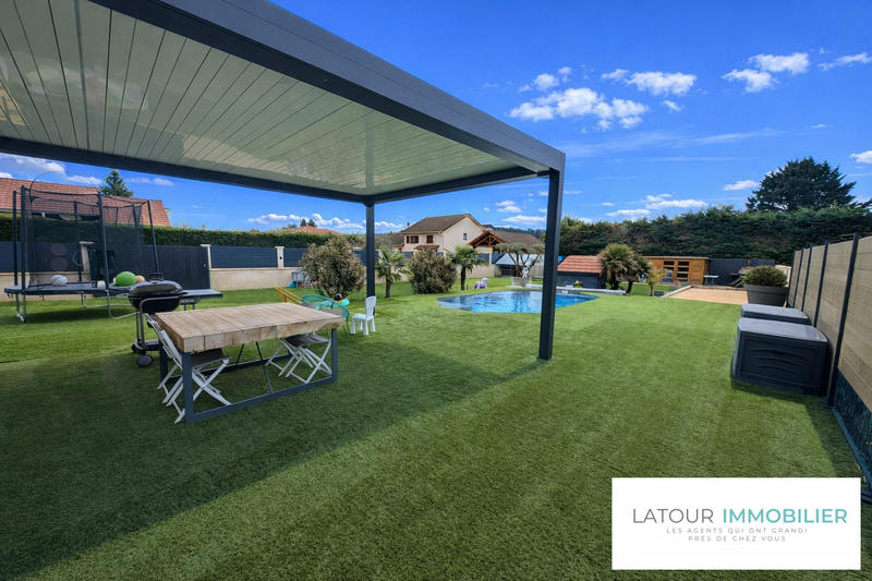 Maison - 120 m² - 5 pièces