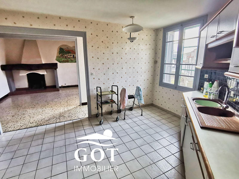 Maison de ville - 276 m² - 8 pièces