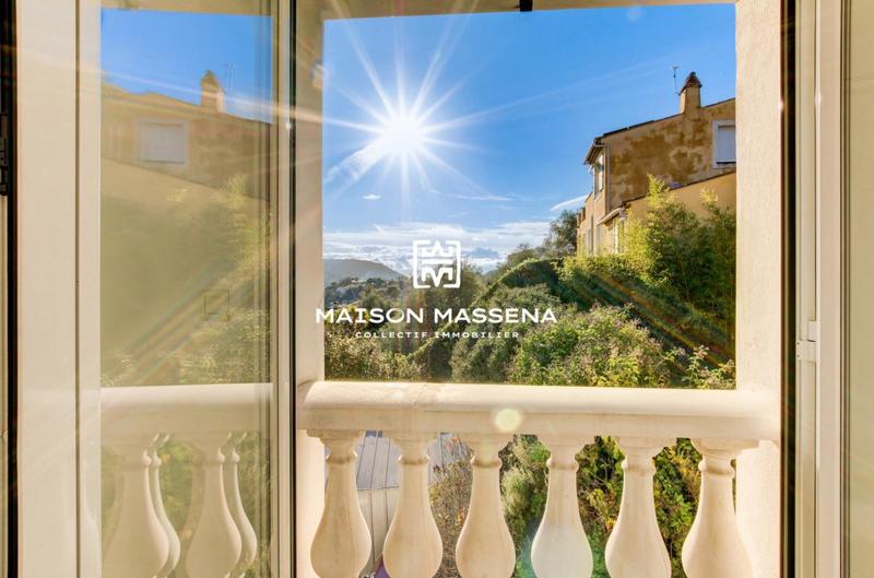 Appartement - 122 m² - 4 pièces