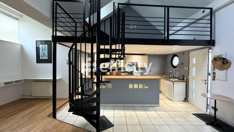 Appartement - 98 m² - 3 pièces