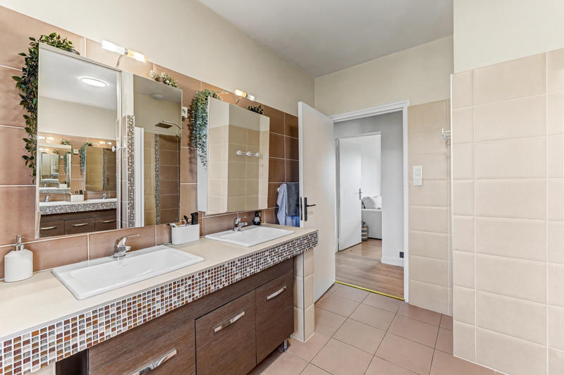 Maison - 110 m² - 4 pièces