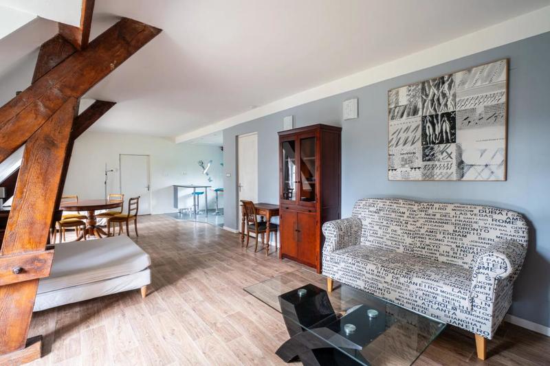 Demeure - 476 m² - 14 pièces