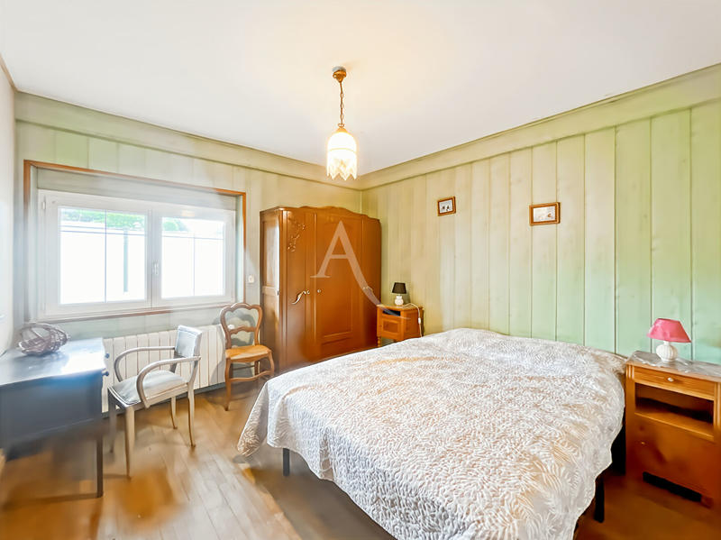 Maison - 188 m² - 7 pièces