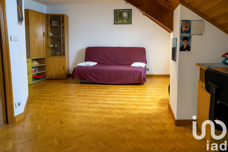 Maison - 123 m² - 7 pièces