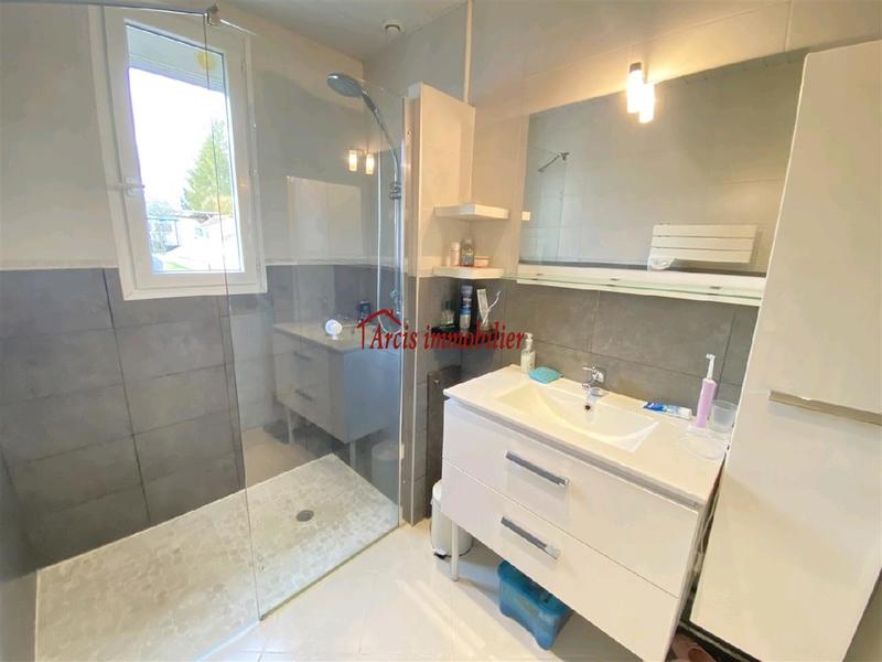 Maison - 129 m² - 6 pièces