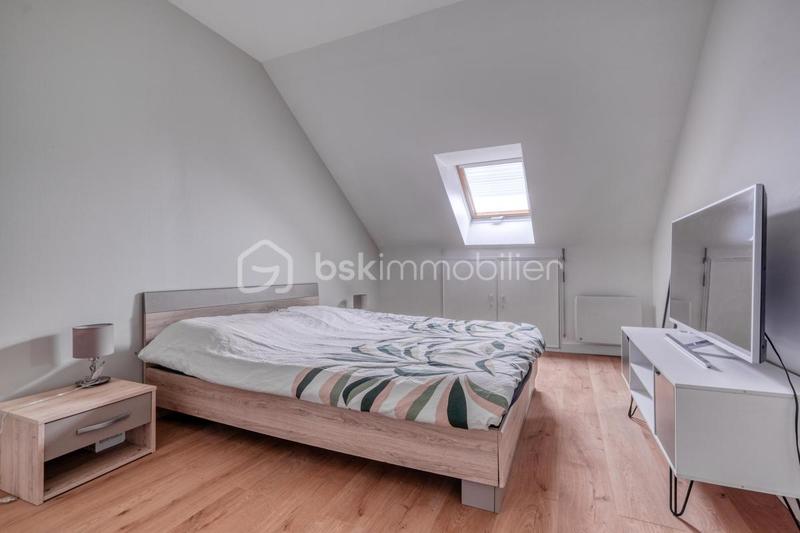 Maison - 94 m² - 5 pièces