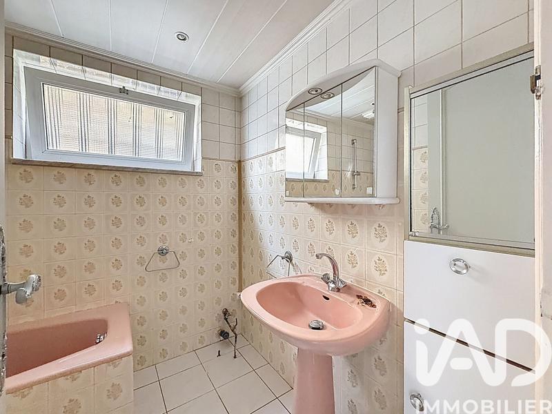 Maison - 186 m² - 7 pièces