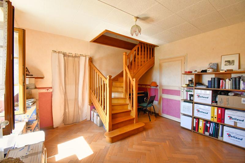 Maison ancienne - 100 m² - 4 pièces