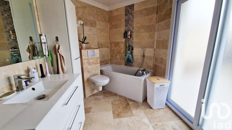 Maison - 145 m² - 5 pièces