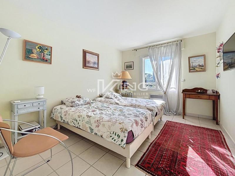 Villa - 178 m² - 6 pièces